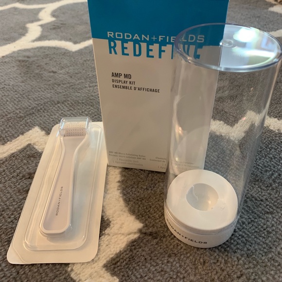 Rodan+Fields Other - Rodan+Fields Roller Amp MD